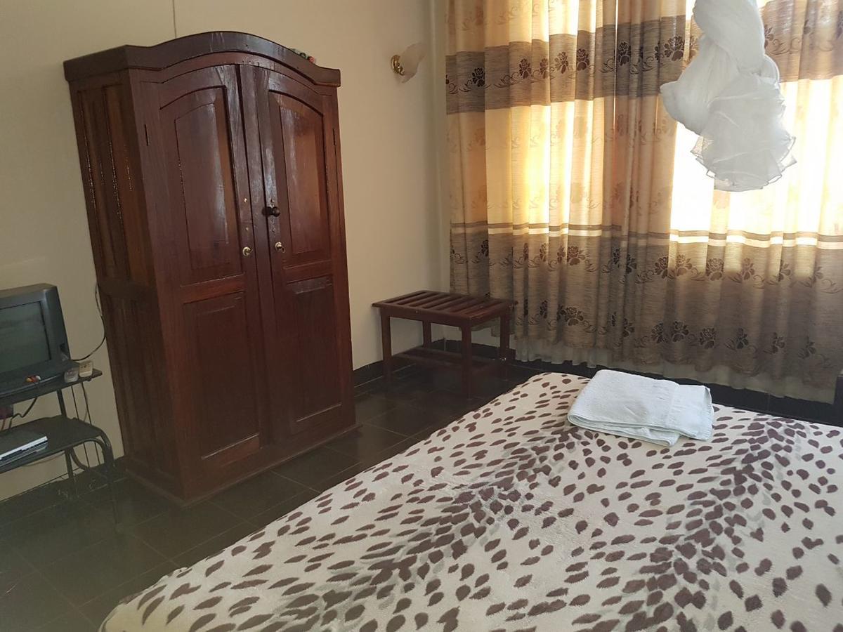 Hotel Centre D' Accueil Joli Reve Kisangani Exterior foto
